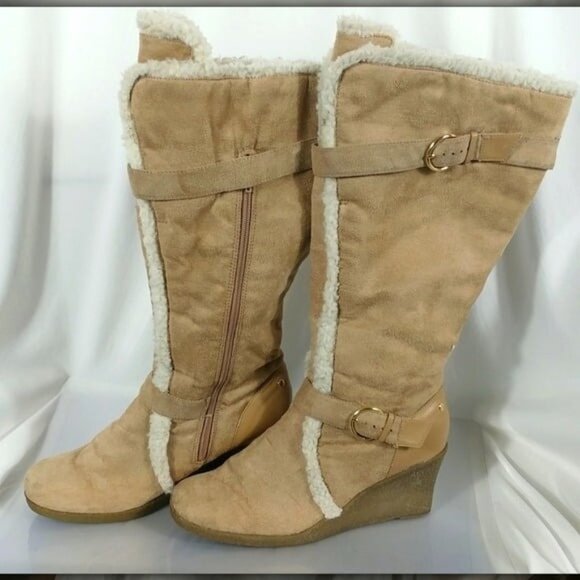 Tan Women's Fleece Trimmed Side Zipper 3” Wedge Heels Suede 14” Boots Size 8 M - Picture 1 of 9